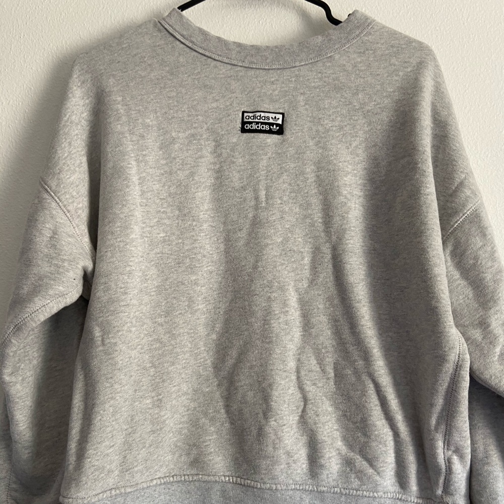 Adidas crewneck